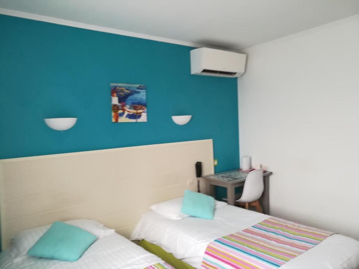 Contact Hotel Du Relais Thouars Esterno foto