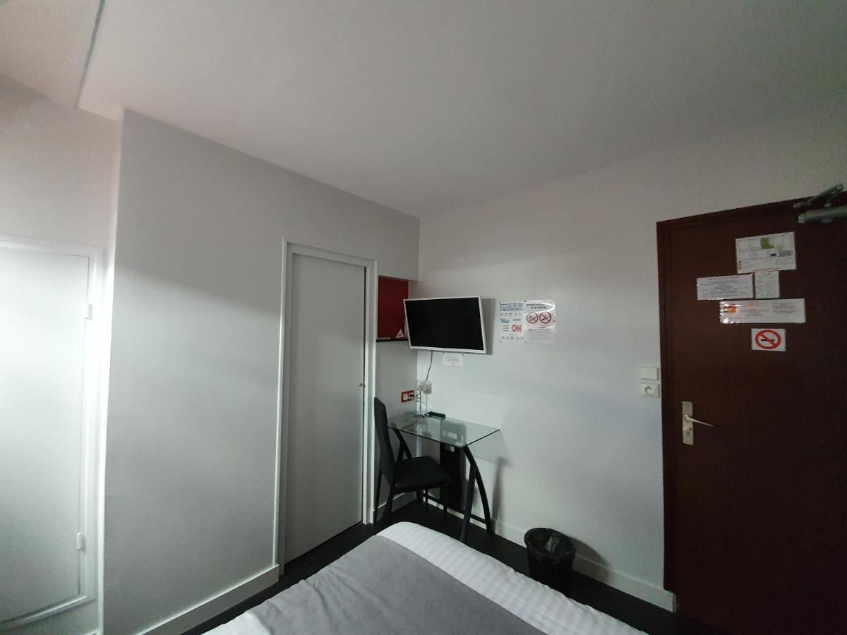 Contact Hotel Du Relais Thouars Camera foto